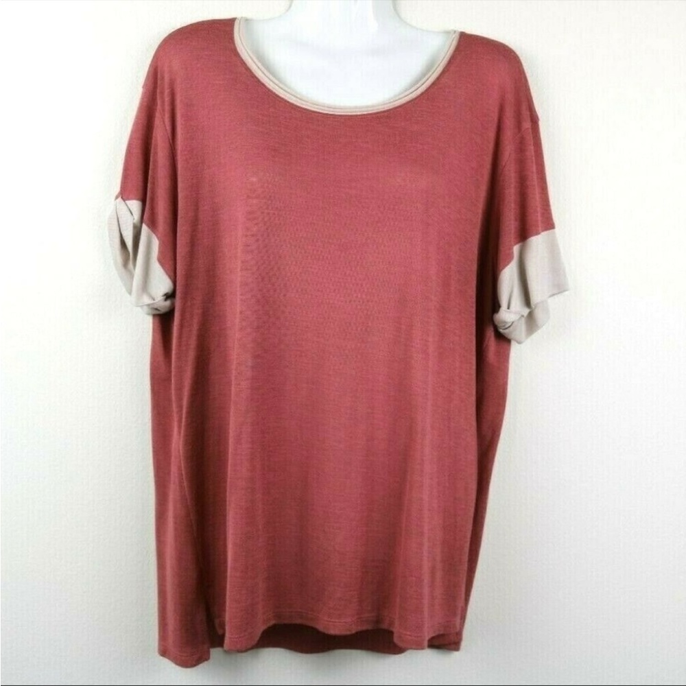 Vince t-shirt.